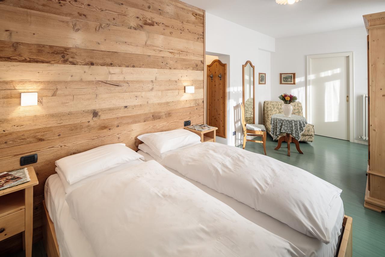 Hotel Oasi Cortina dʼAmpezzo Eksteriør billede